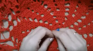 Poncho tejido en crochet