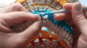 poncho crochet con capucha